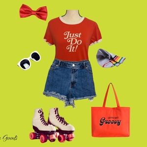 Pre-owned Vintage inspired Nike tee. Size small